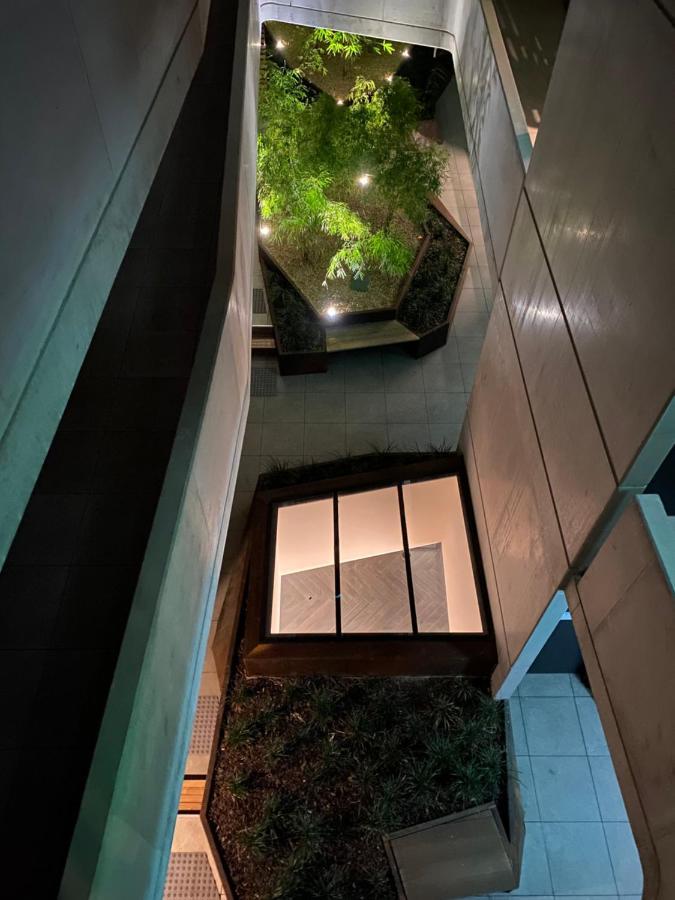 The Gallery Luxe 1 Bedroom Executive Apartment In The Heart Of Braddon Wine Secure Parking Wifi Canberra Eksteriør billede