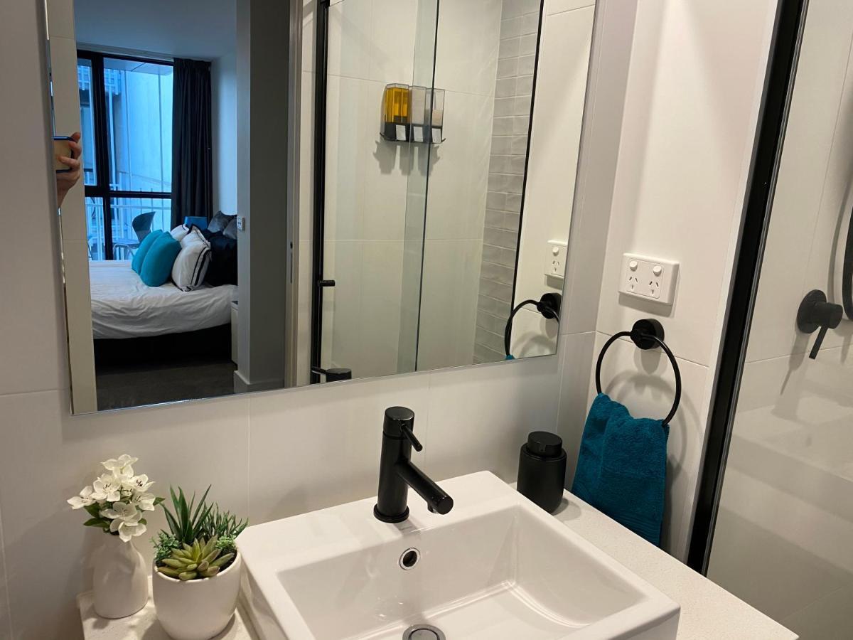 The Gallery Luxe 1 Bedroom Executive Apartment In The Heart Of Braddon Wine Secure Parking Wifi Canberra Eksteriør billede