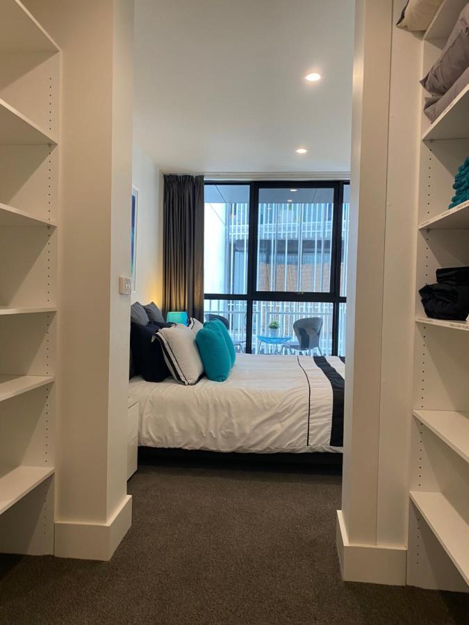 The Gallery Luxe 1 Bedroom Executive Apartment In The Heart Of Braddon Wine Secure Parking Wifi Canberra Eksteriør billede