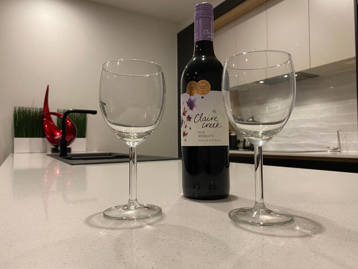The Gallery Luxe 1 Bedroom Executive Apartment In The Heart Of Braddon Wine Secure Parking Wifi Canberra Eksteriør billede