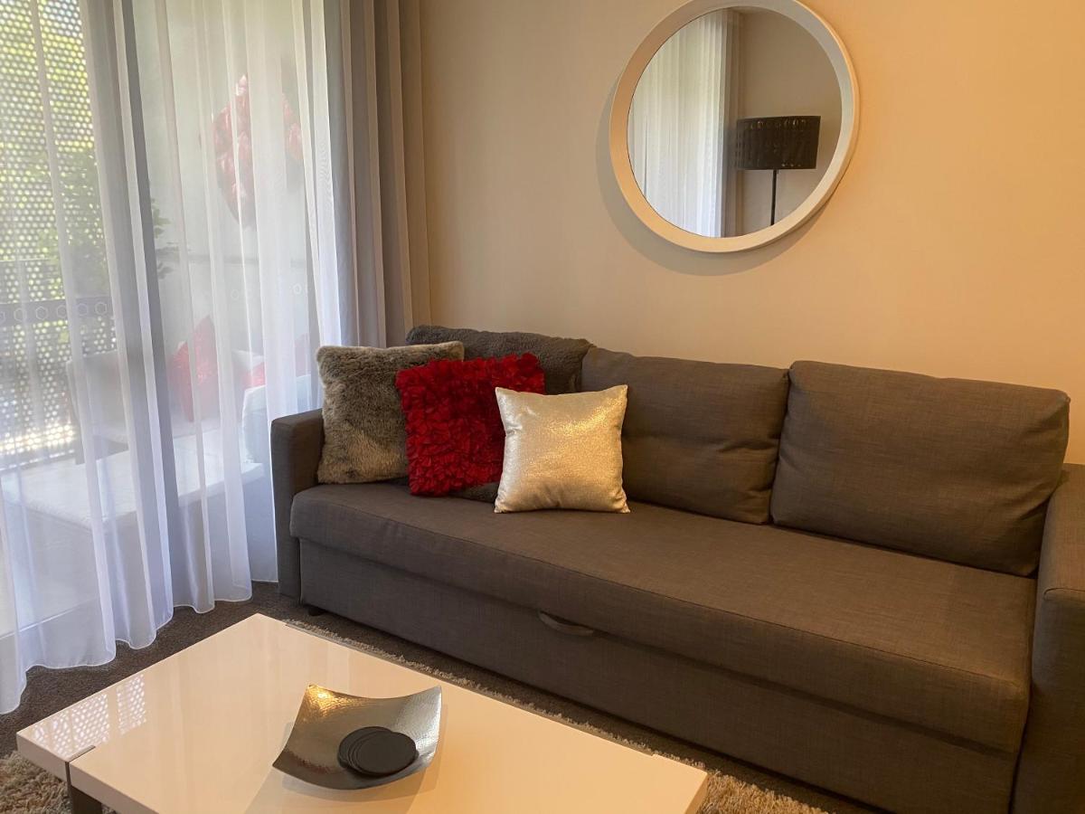 The Gallery Luxe 1 Bedroom Executive Apartment In The Heart Of Braddon Wine Secure Parking Wifi Canberra Eksteriør billede